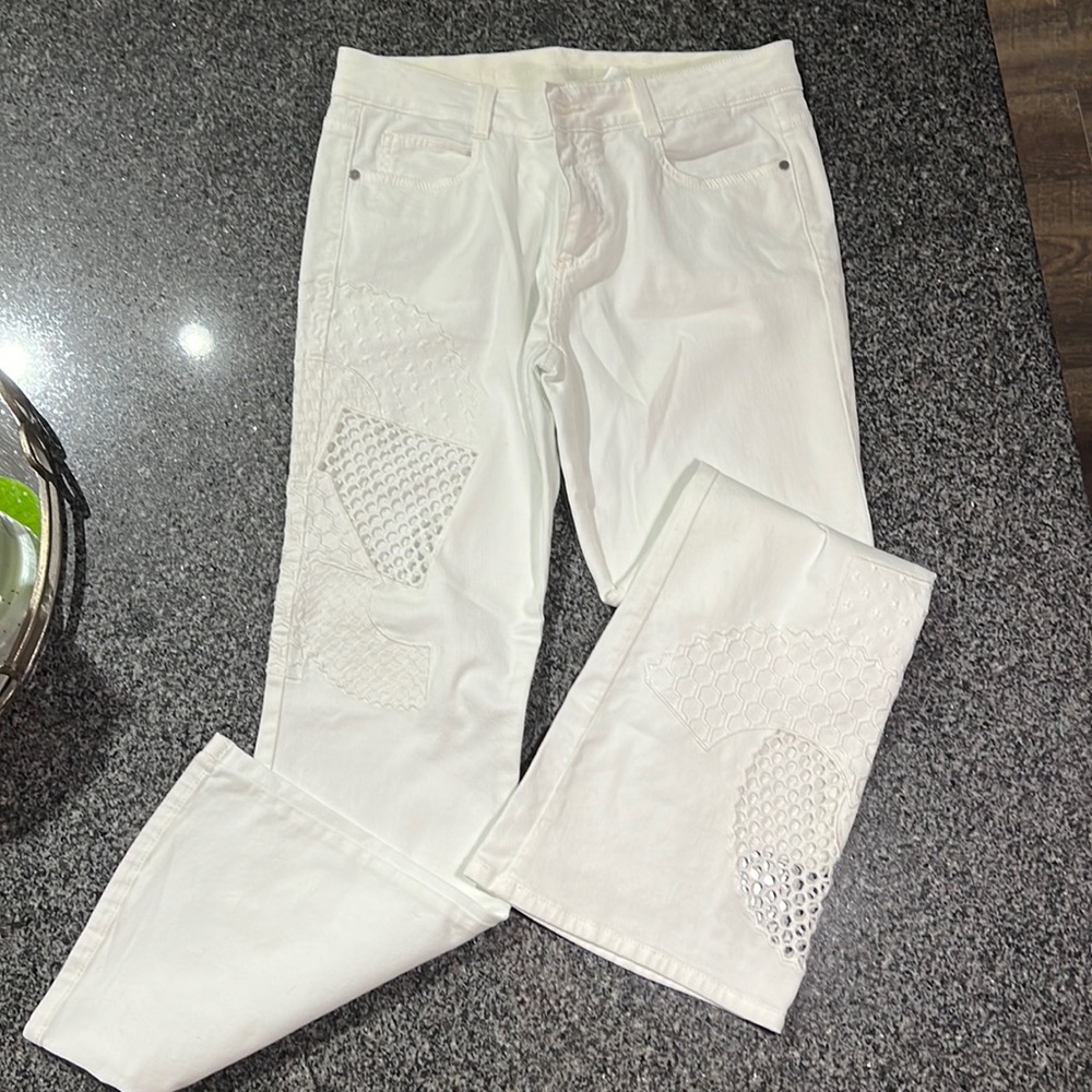 NWOT Stella McCartney white crochet/embroidered jeans